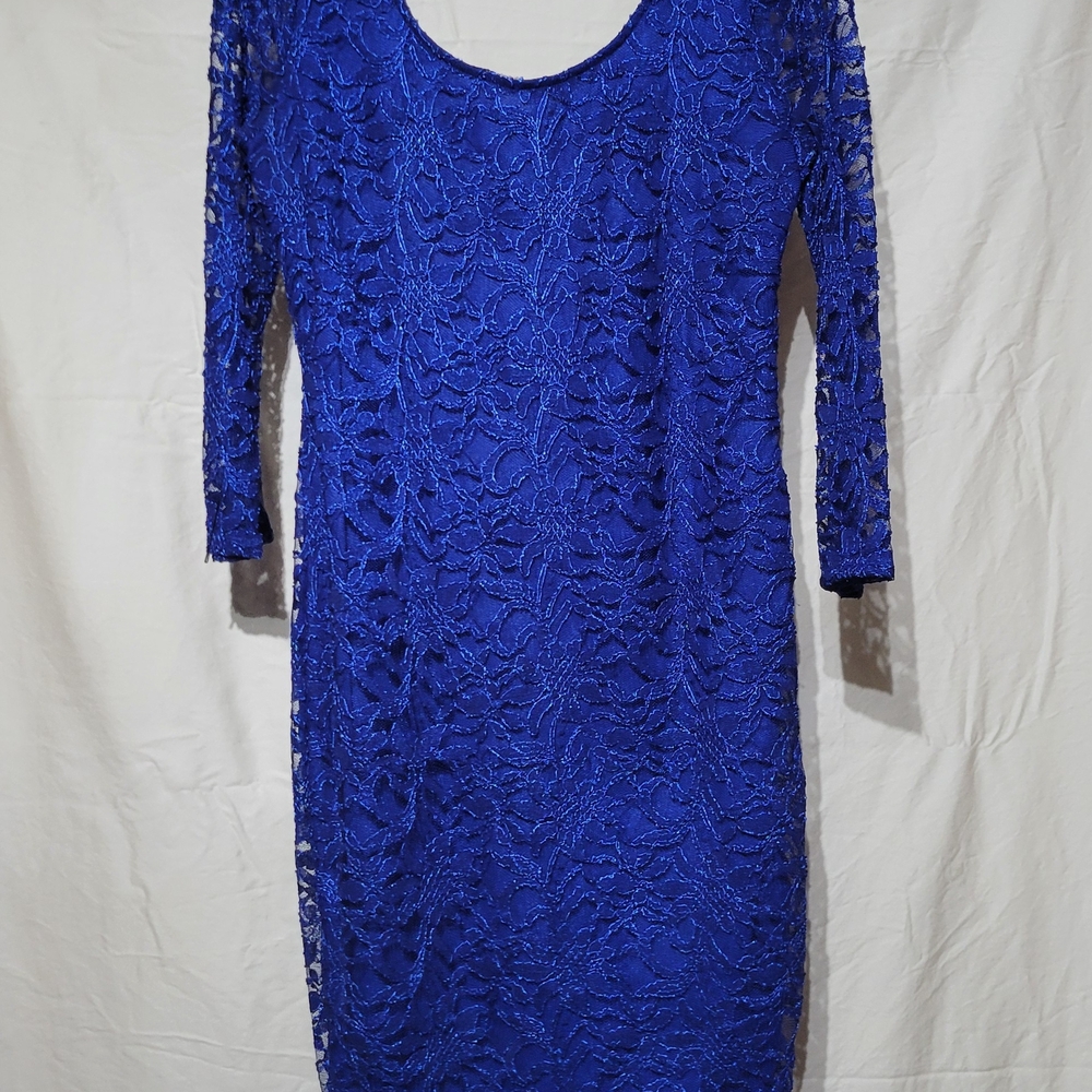 Elegant Blue Lace Dress